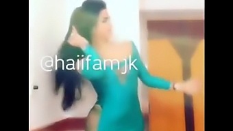 Arabian Transgender Beauty Hiffa'S Seductive Solo Show