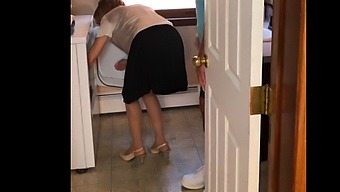 Elderly Housewife Has Sex With Teenage Neighbor